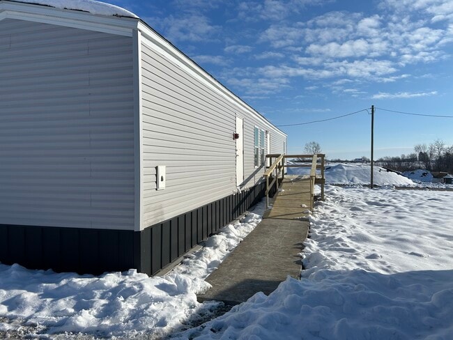 Photo - 403 NW Park St