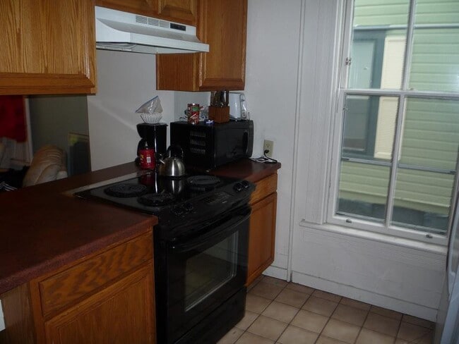 408 W Washington Ave Unit House