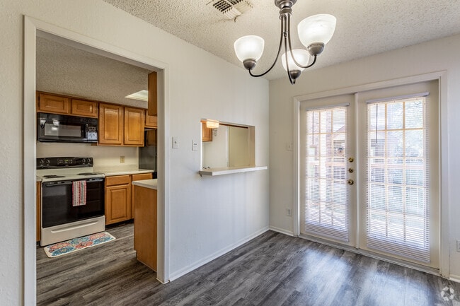 2BR, 2.5BA - 1,153SF