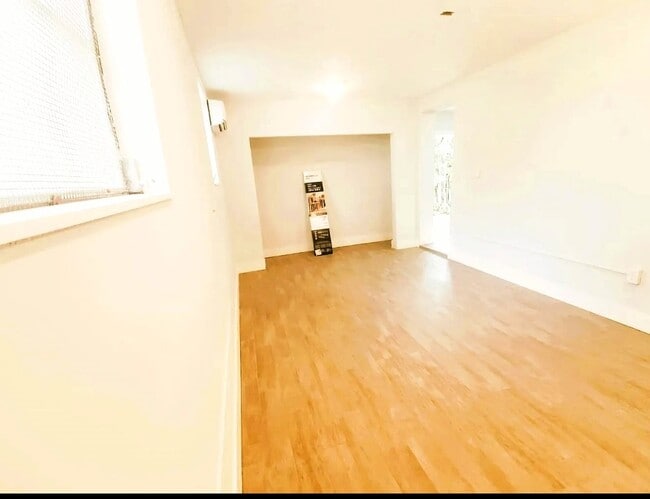Photo - 3608 Taft St Unit Studio Apartment