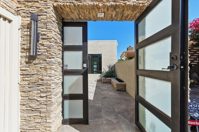 48832 Cassia Pl