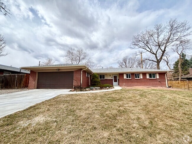 Building Photo - Large Brick Ranch w/Basement Rental