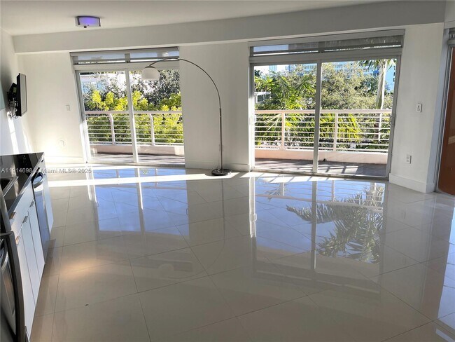 Photo - 7700 Tatum Waterway Dr Unit 301