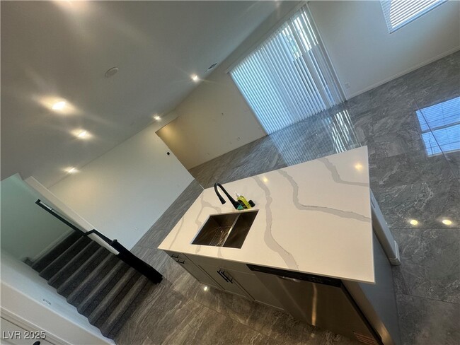 Photo - 6634 Tumoulin St