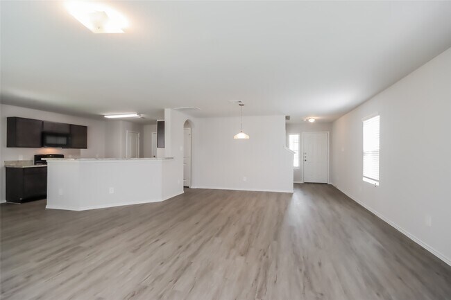 Photo - 4834 Giant Sequoia Way