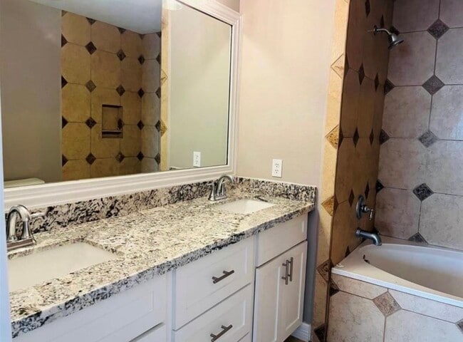 Photo - 10510 Linsley Lane