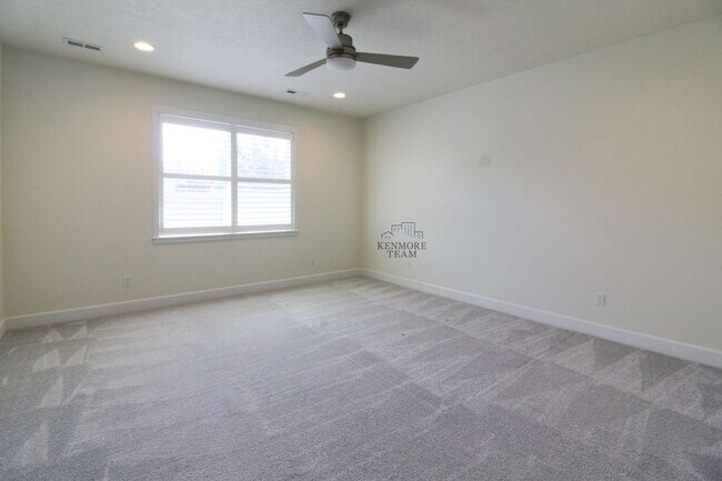 7077 W 29th Ave