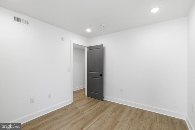 Photo - 630 W Cumberland St Unit 2