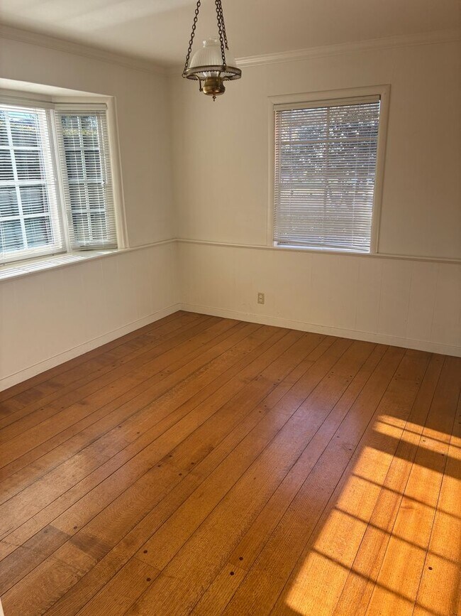 Photo - 1150 Stockbridge Ave