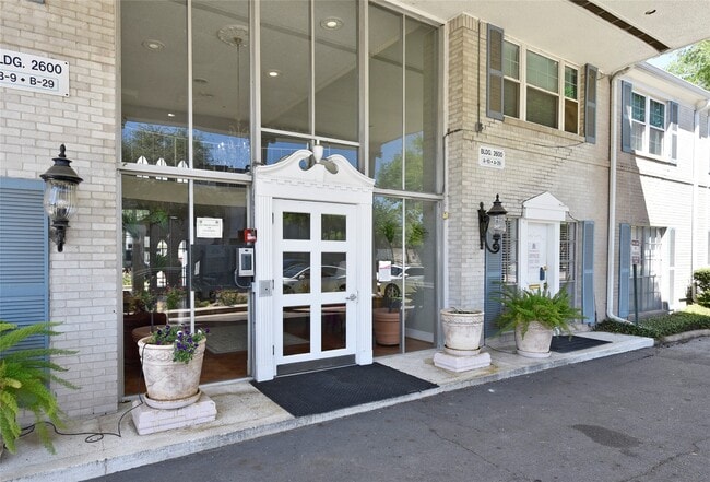 Photo - 2600 Bellefontaine St Unidad A21