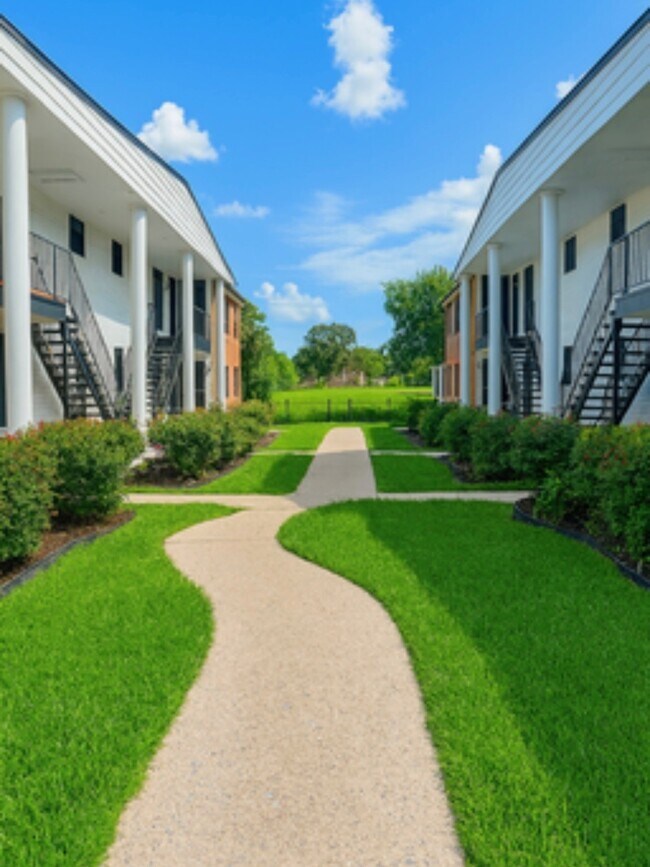 Photo - 3314 N MacGregor Way Unit 5