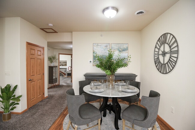 Photo - Mountain View Village