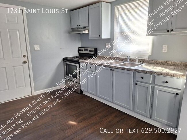 Photo - 1731 St Louis St House