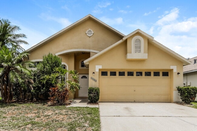 Photo - 1324 Crimson Clover Ln House