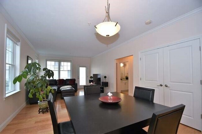 Photo - 855 Main St Unit 33
