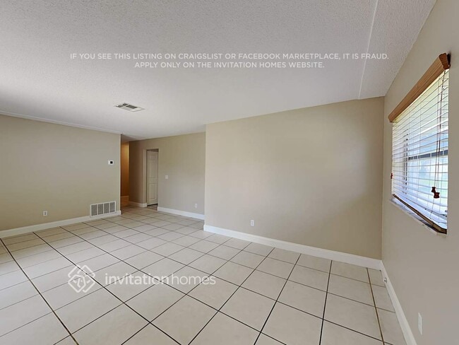 Photo - 2240 Kansas St