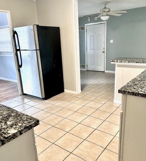 Photo - 302 Kelly Ct