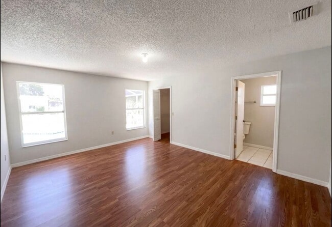 Photo - 1750 Evergreen Ct