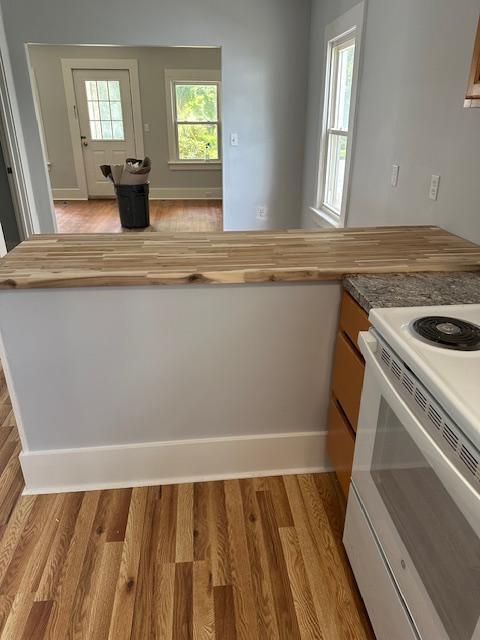 Photo - 183 Wells St