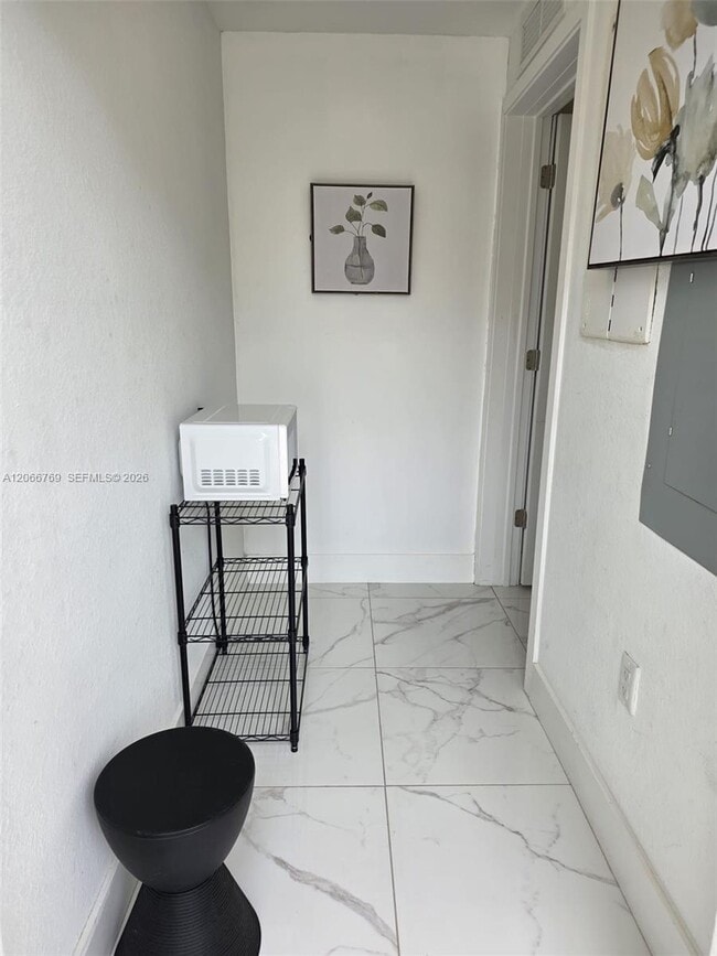 Building Photo - 25885 SW 144th Ct Unit 1
