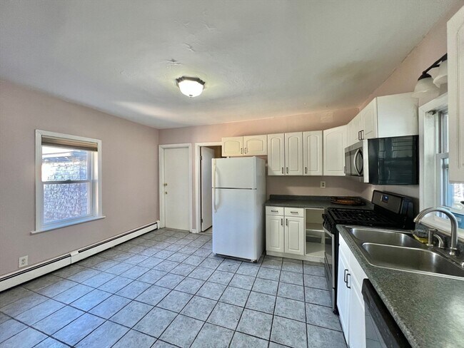 Photo - 18 Garland Ave