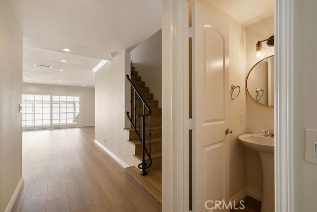 Photo - 1088 Buckingham Ln
