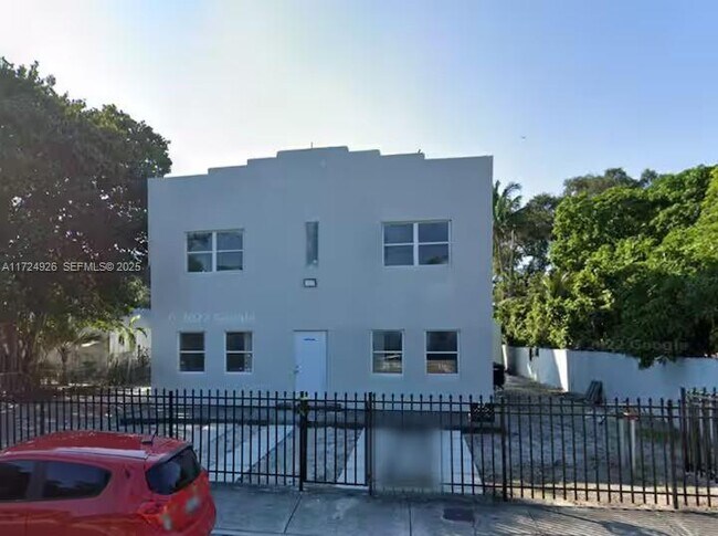 Building Photo - 6828 NW 3rd Ave Unit 1