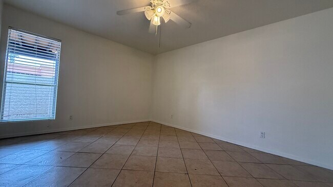 Photo - 735 N Arrowhead Dr Unidad 3