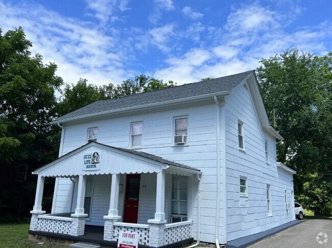 Building Photo - 215 N College Ave Rental