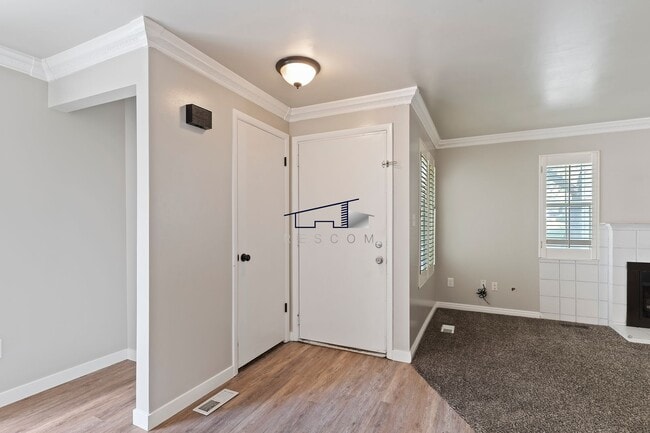 Photo - 77 Pheasantbrook Cir