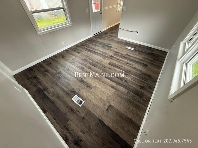 Photo - 799 Stillwater Ave