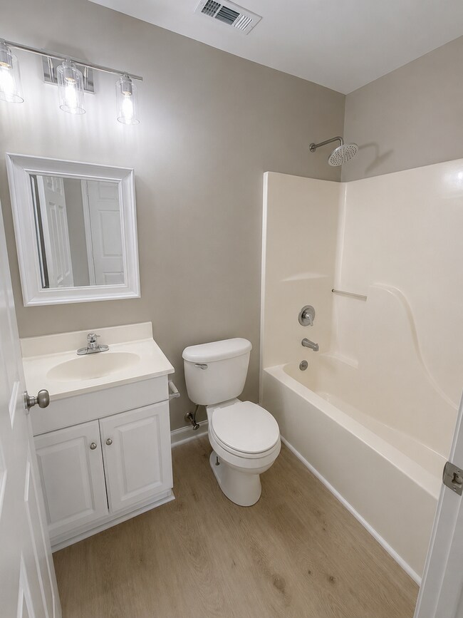 650 Lakeside Ave Unit 650