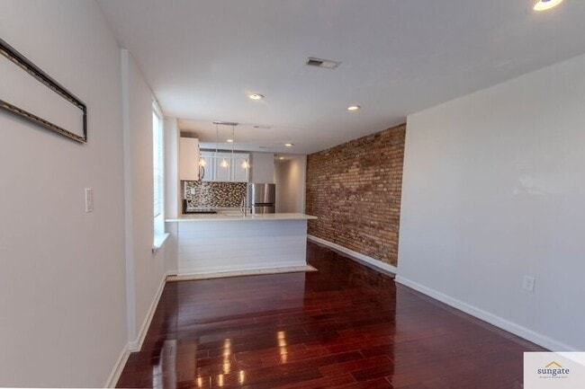 Photo - 2608 E Fayette St Unit 2