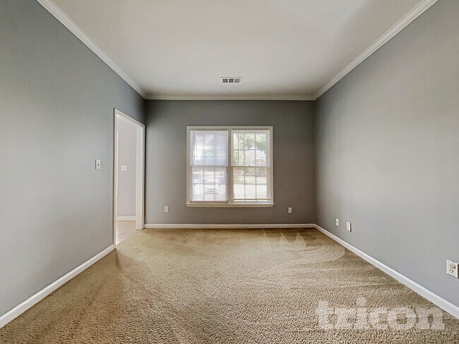 Photo - 2674 Calumet Farm Ln