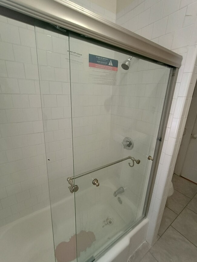 Building Photo - 292 Wilder St Unit 2