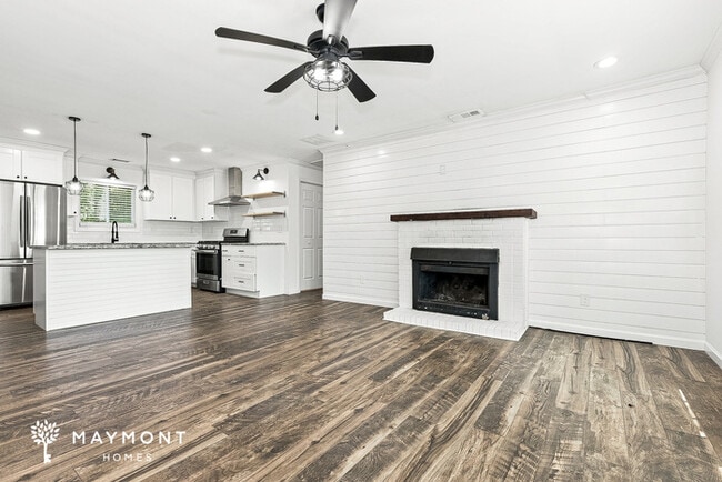 Photo - 3014 Dogwood Dr