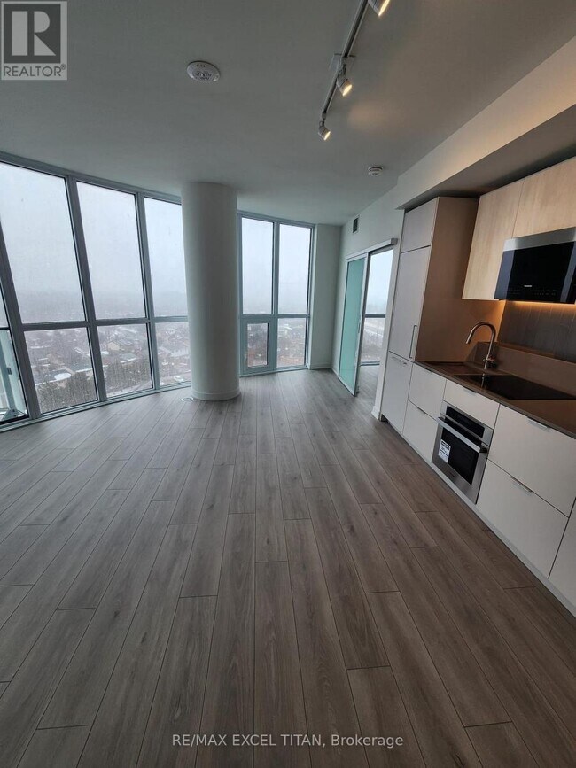 Photo - 1 Fairview Rd E Unit 903