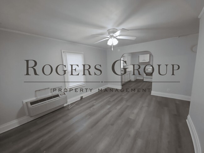 Photo - 710 Roberson St