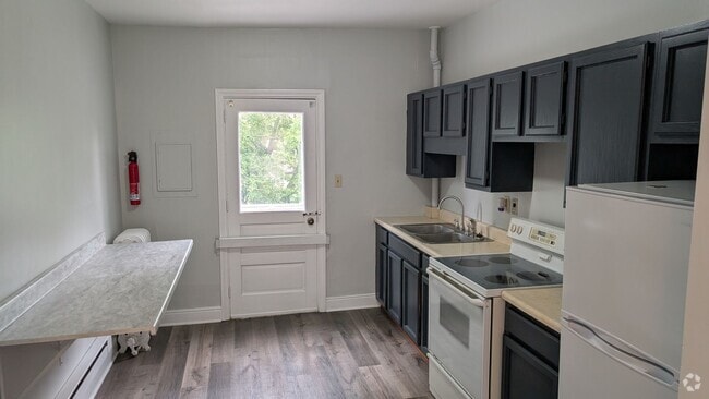 Building Photo - Boas Street Commons Unit Apt 3