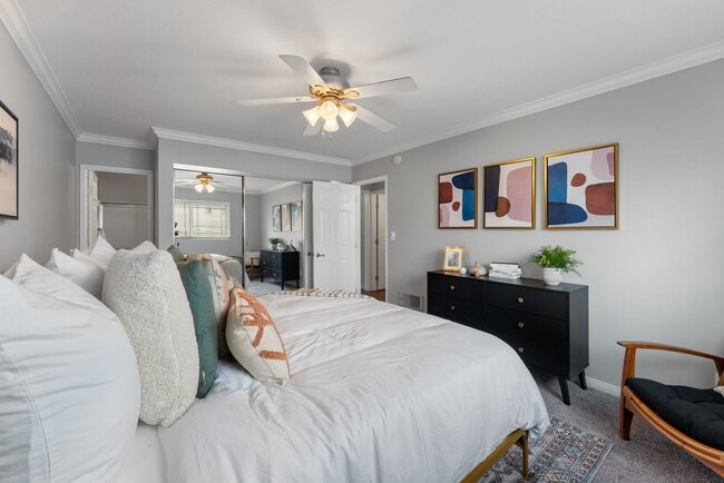 Summer Crest Apartments