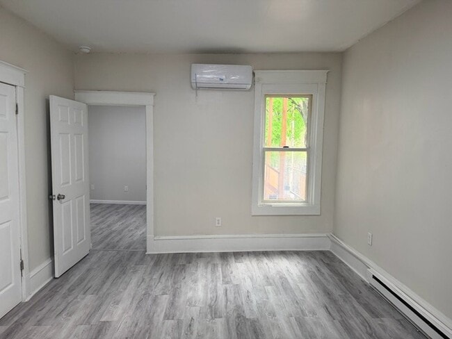 Photo - 1020 W Market St Unit Apt 1