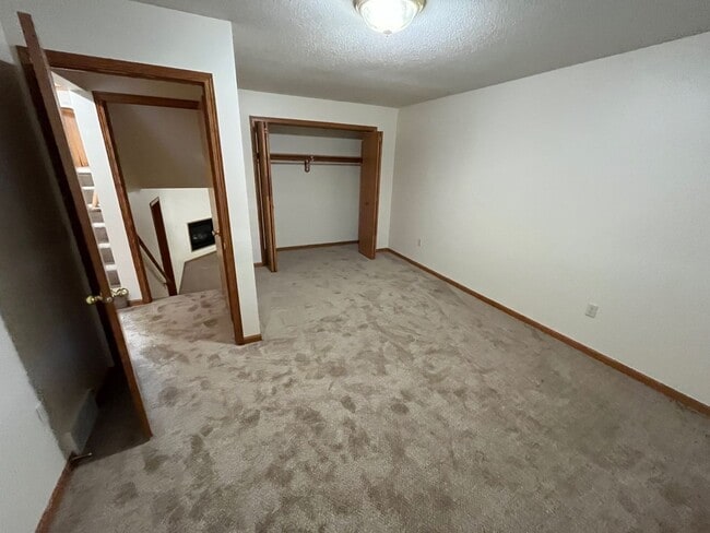 Photo - 629 29th Ave NE Unit 629 29th Ave N Apt 3