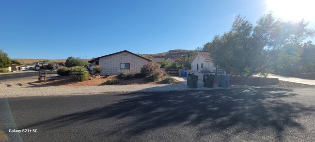 Photo - "Charming 3-Bed, 2-Bath Gem in St. George - Bloominton Hills  - Available March 2026
