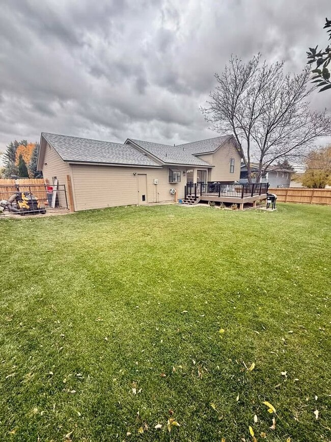 Photo - Updated Highland Area Home for Rent