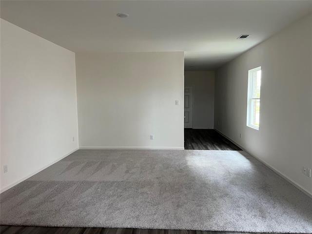 5925 Sahara Dr