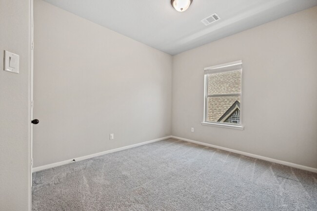 Building Photo - 16715 Bark Cabin Dr Rental