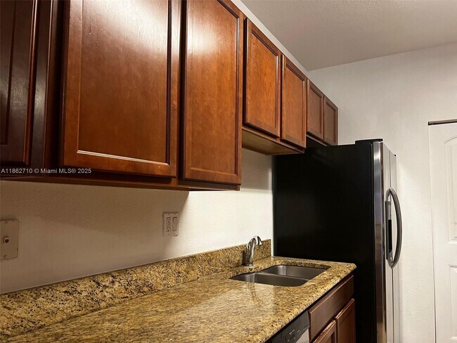 Photo - 608 NE 33rd Terrace