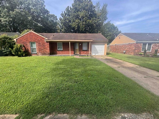 Building Photo - 3021 Ashwood St Rental