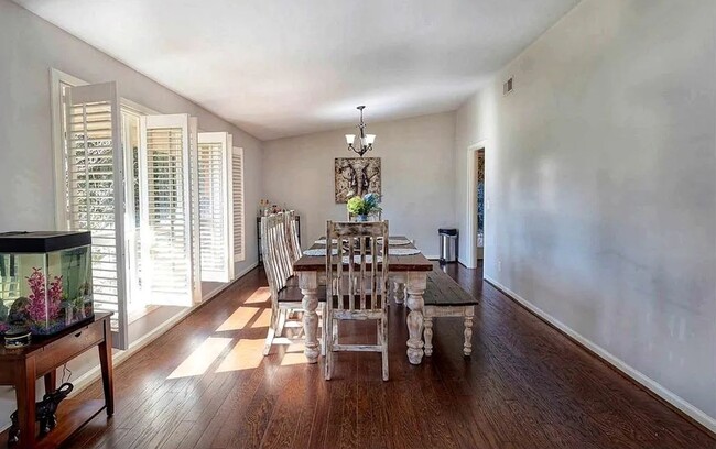 Photo - Beautiful and Remodeled Midtown Home!!!!!