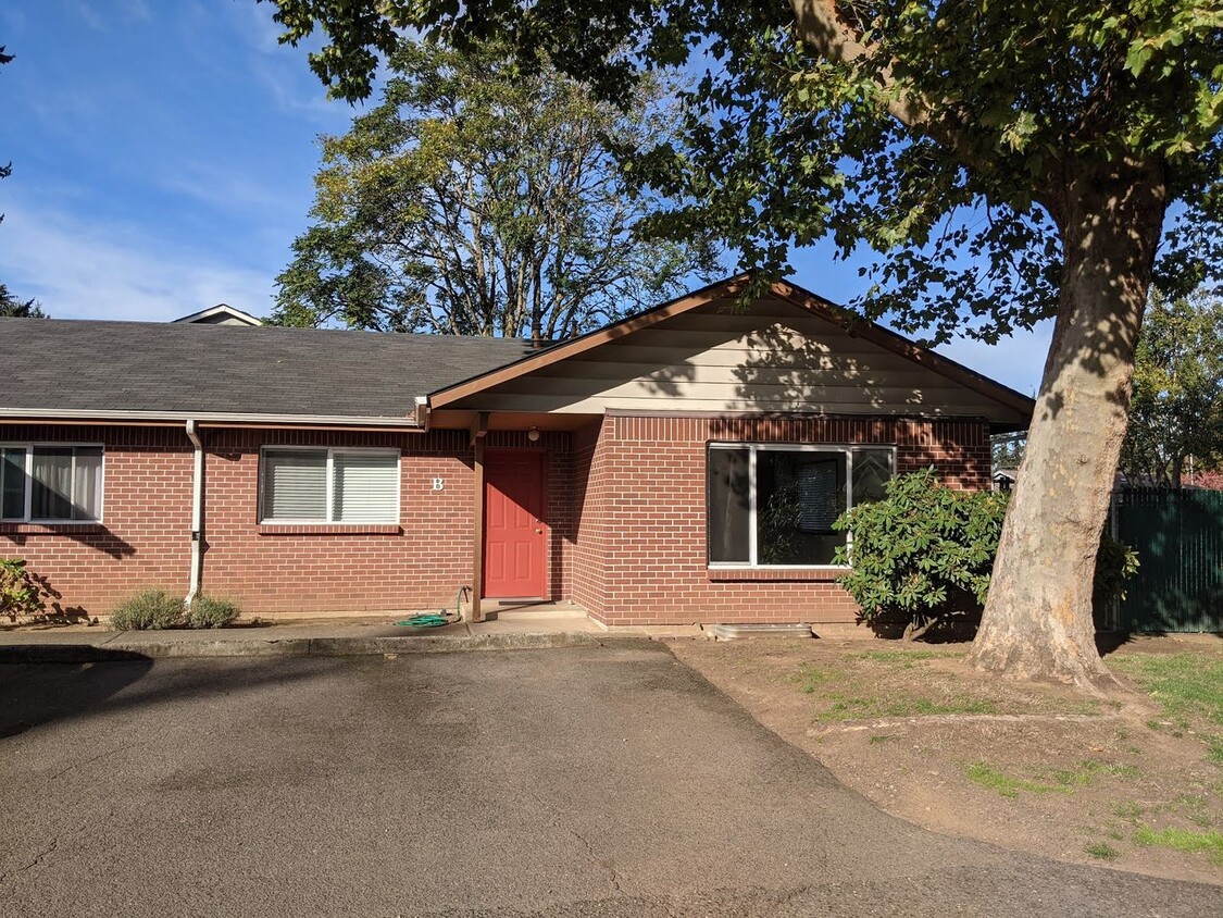 Photo - 3107 Bridge Street